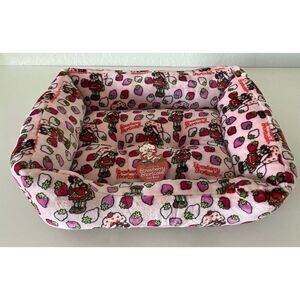 Strawberry Shortcake Dog Cat Pet Cuddler Bed 20 X 16 X 6” Pink Soft Velvet‎ NEW